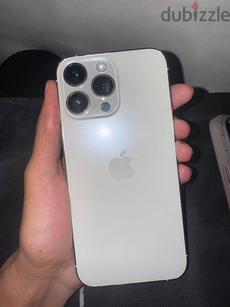 iPhone 14 Pro Max 1