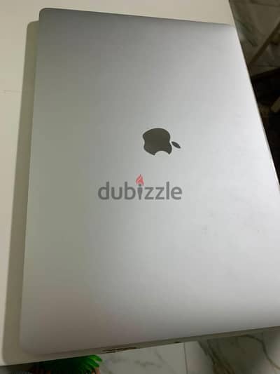 MacBook Pro 16" 2019 | Core i7 | RAM 16GB | حالة ممتازة