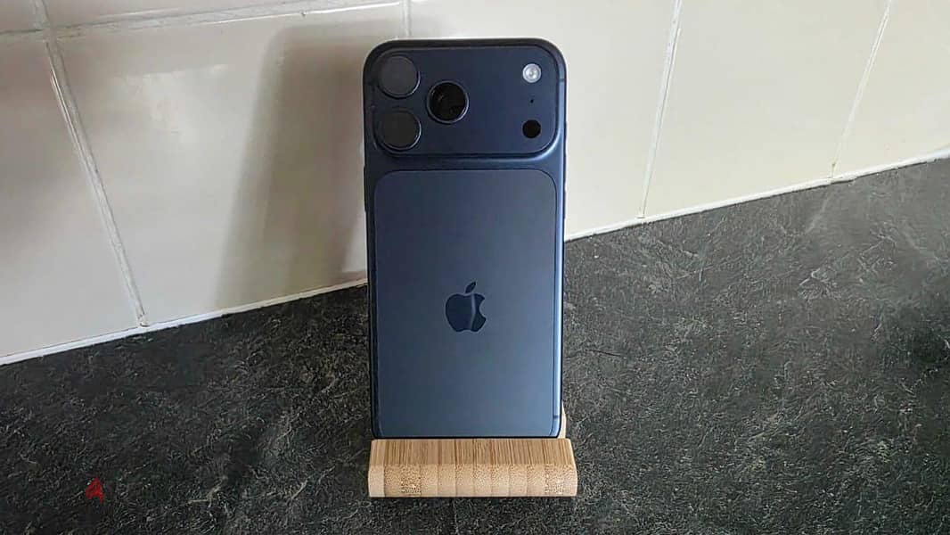 iphone 17 pro max 3