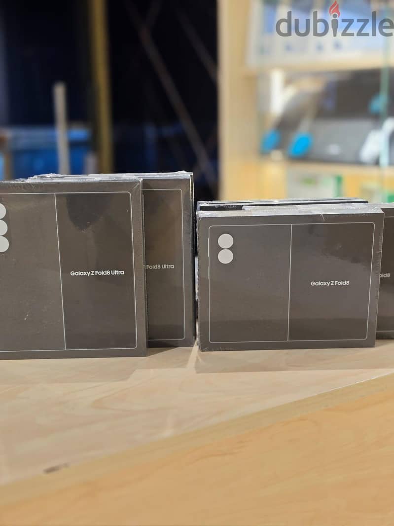Samsung Galaxy fold 8 ultra 1