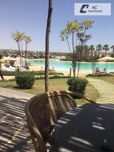 A negotiable price for a resale penthouse in Azha North, with a lagoon view, open view landscape, and a distinctive layout. Down payment and remaining