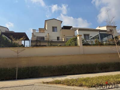 بتشطيب كامل للاستلام الفوري تاون هاوس للبيع في أب تاون كايرو إعمار المقطم Uptown Cairo Mokattam by Emaar