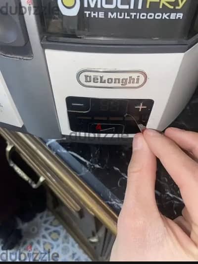 قلاية هوائية متعددة الاستخدامات من ماركه Delonghi الايطالية موديل Mu