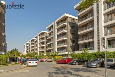 Apartment for sale with a cash discount, located directly opposite Cairo International Airport on Suez Road just minutes from Heliopolis (Taj City Com