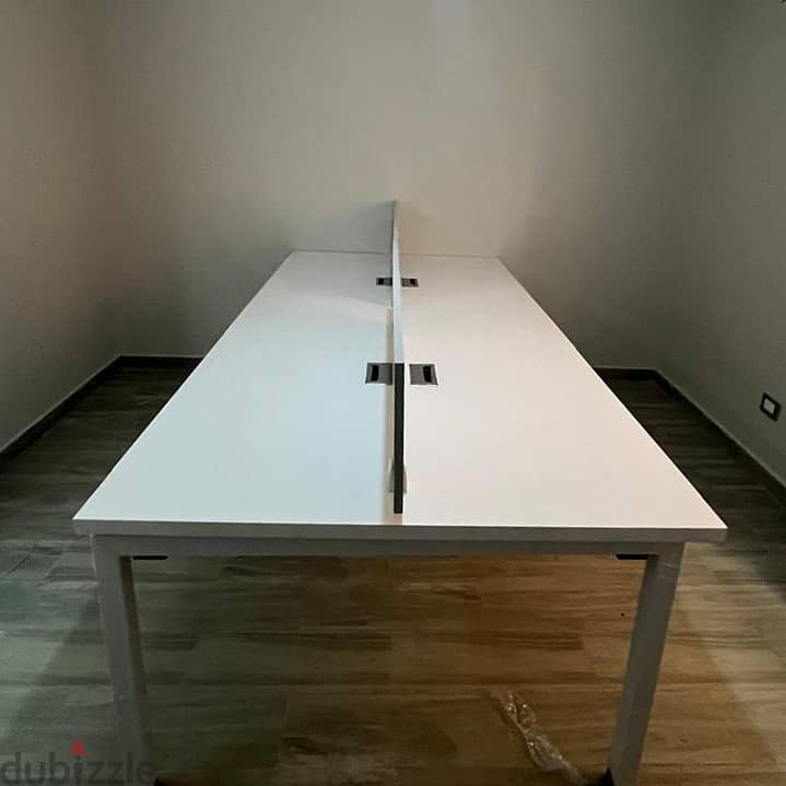 White Workstation 1