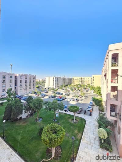 شقة للايجار المفروش 90 متر بجوار الخدمات مباشرة السوق القديم والفود كورت دور متكرر في المرحلة التانية الرحاب 1 Phase 2 Al Rehab 1