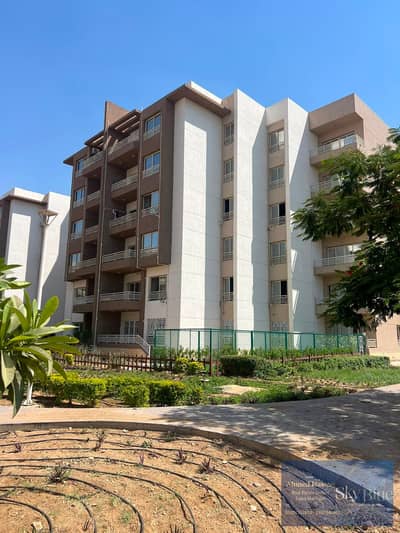 Luxury apartment for rent in Wasal Compound in Al Shorouk 165 meters