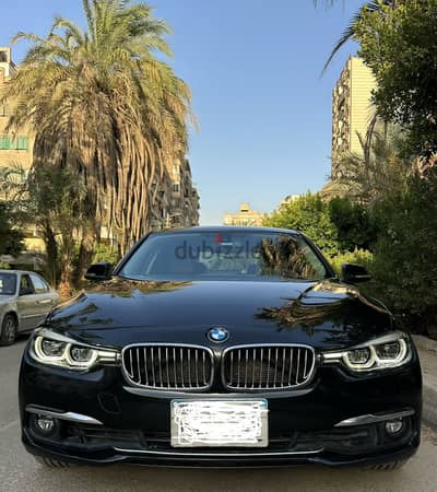 بي ام دبليو 318 2018 لاكشيري  فابريكة بالكامل صيانات منتظمه