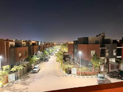فيلا مفروشة للايجار بكونتيننتال ريذيدنس بالشيخ زايد فرش و تشطيب الترا مودرن بلوكيشن مميز و فيو رائعFurnished villa for rent at Continental Residence,