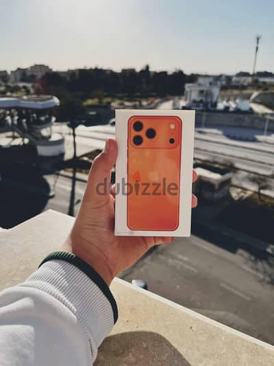 آبل - آيفون 17 برو ماكس mini