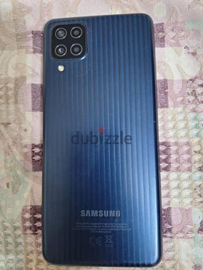 Samsung M12