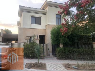 فيلا مطلة على ملعب الجولف للإيجار في أب تاون كايرو | مساحة الأرض 448 متر
