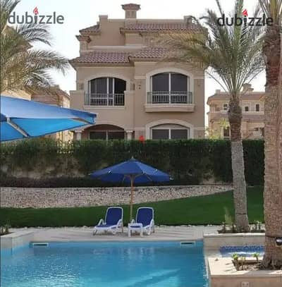 For quick sale: Villa at a price lower than its original price, ready for immediate occupancy, fully finished and turnkey, in La Vista City compound,
