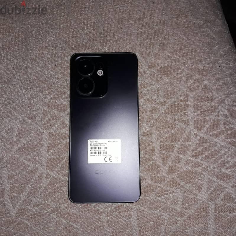 OPPO Reno13 F 3