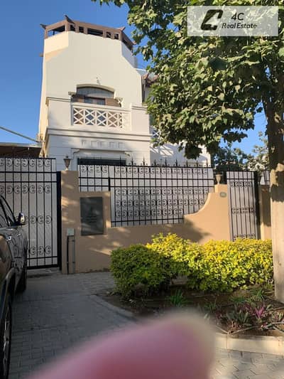 396m² luxury villa at the lowest price in the market - Hyde Park, Fifth Settlement, next to Mivida. Lowest price for quick sale. Open view landscape.