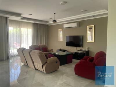 & lagoonFor sale: villa in bay with a prime location, 5 bedrooms, 6 bathrooms, directly overlooking the privet swimming pool.
