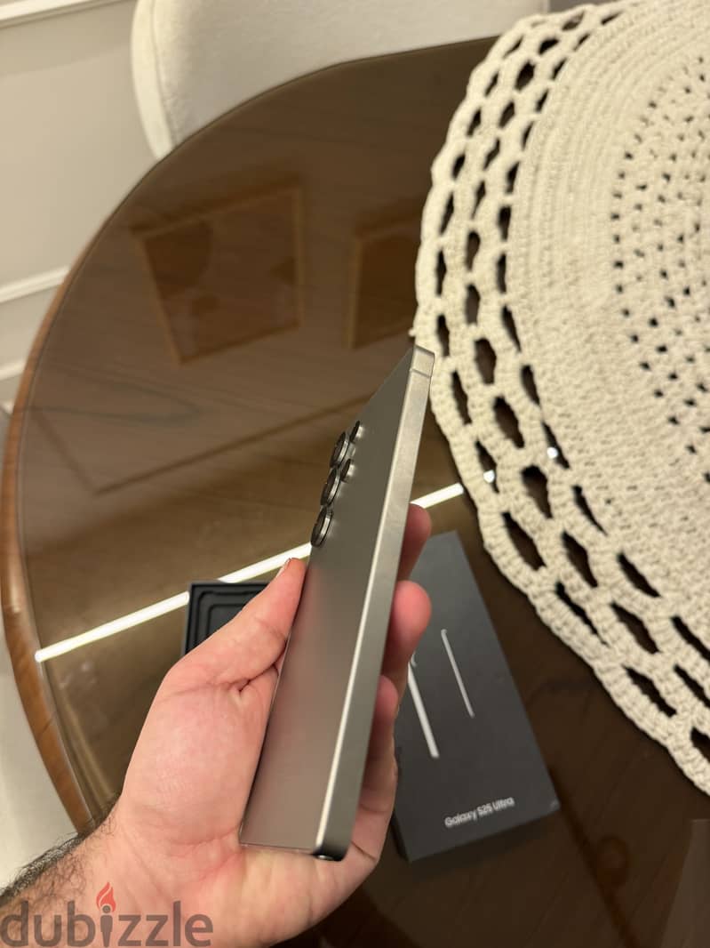 Samsung S25 Ultra 4