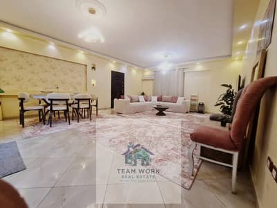 Furnished apartment for rent. . Elevated ground floor with hotel-style furnishings and a garden, 75m², in "Al Khamael Compound - Palm Hills Plateau"!