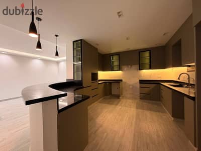 شقة ألترا مودرن للإيجار | ذا سكواير - الجولدن سكوير - التجمع الخامس   *The Square* المساحة: 163م   الدور الثالث    غير مفروشة   أول سكن   3 غرف نوم منهم 1 ماستر    2 حمام   ريسبشن واسع   مطبخ جديد   *الإيجار: 40,000 ج. م / شهرياً*