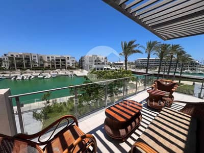 أفضل سعر شالية بالفرش على المارينا مباشرة في مراسي للبيع استلام فوري Marassi Marina