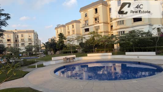 بنتهاوس كورنر للبيع بمساحة ١٦٦ م متشطب بالكامل بالفرش بأقل من سعر السوق استلام فورى فى موقع مميز للغاية في ماونتن فيو هايد بارك