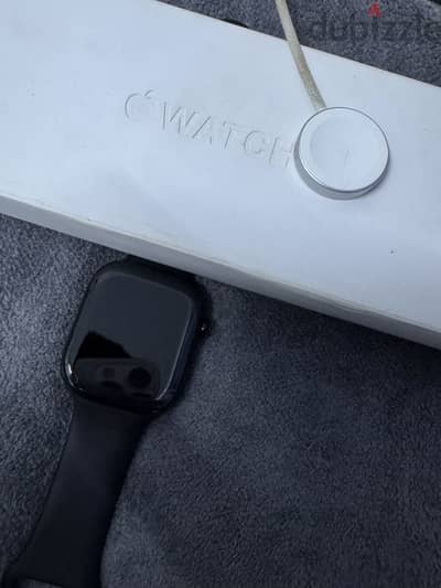 Apple Watch Series 11 46mm - بطارية 99% - ضمان 2026 - كاملة