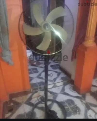 مروحه فريش عمود