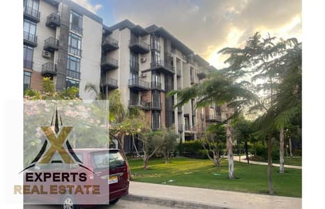 Best 155 sqm Apartment with a Main Road View and a 12-Year Payment Plan in Madinaty B8.