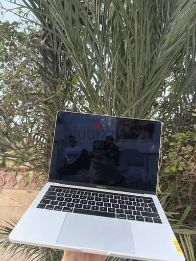 ماك بوك