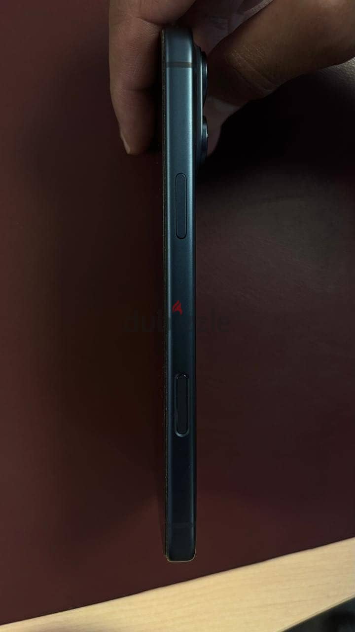 Apple - iPhone 17 Pro Max 3