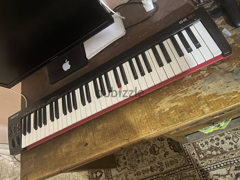 Nektar SE61 midi controller 1