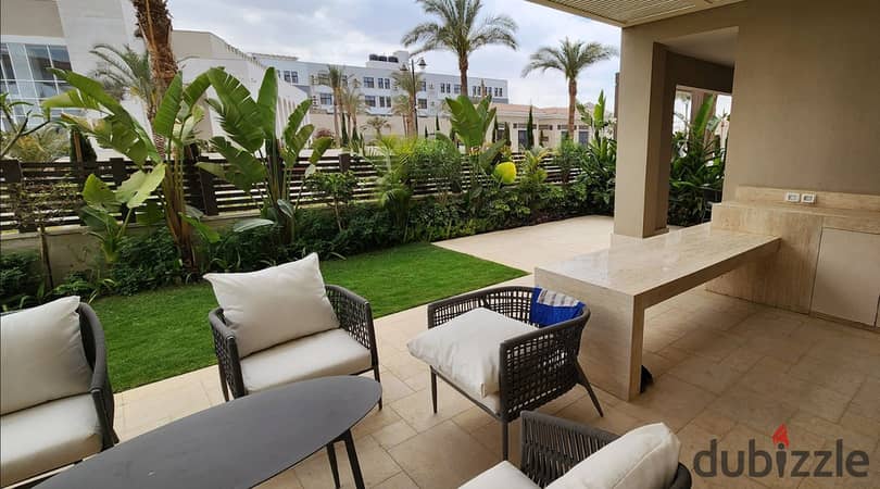 تاون هاوس ميدل 220 متر 4 غرف + غرفه مربيه في Village West - فيلدج ويست الشيخ زايد خلف رويال سيتي وكايرو جيت مباشرة