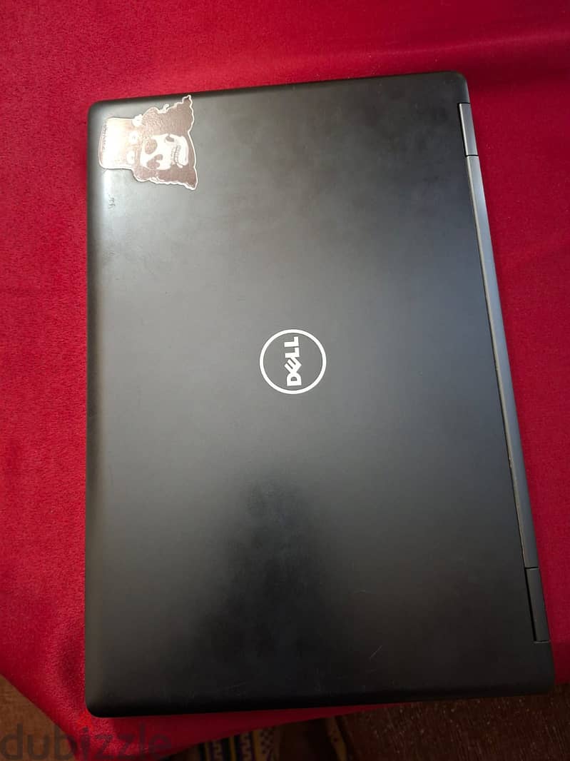 Dell Precision 3520 2