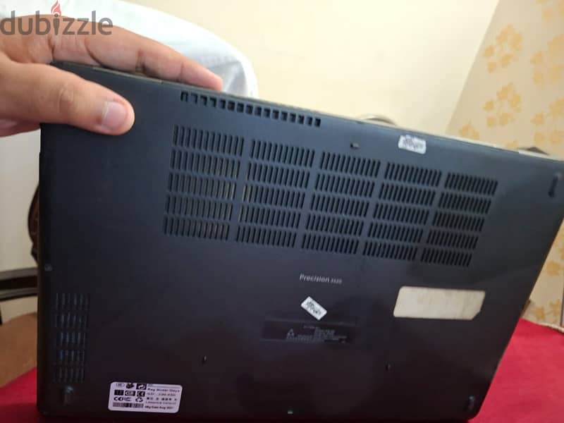 Dell Precision 3520 3
