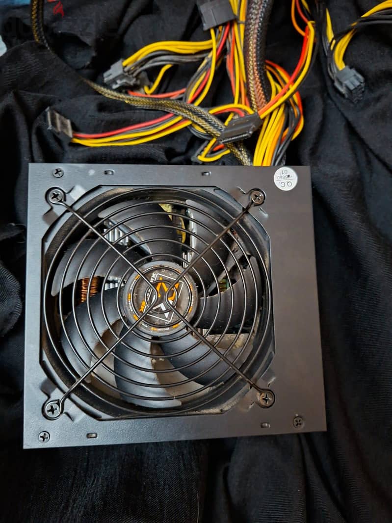 xigmatek power supply 600w 80+ white 1