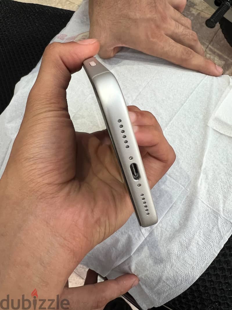 Apple - iPhone 17 Pro Max 2