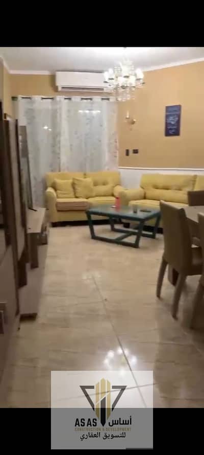 شقة للبيع في مدينة الشروق بجوار اسكان الشباب