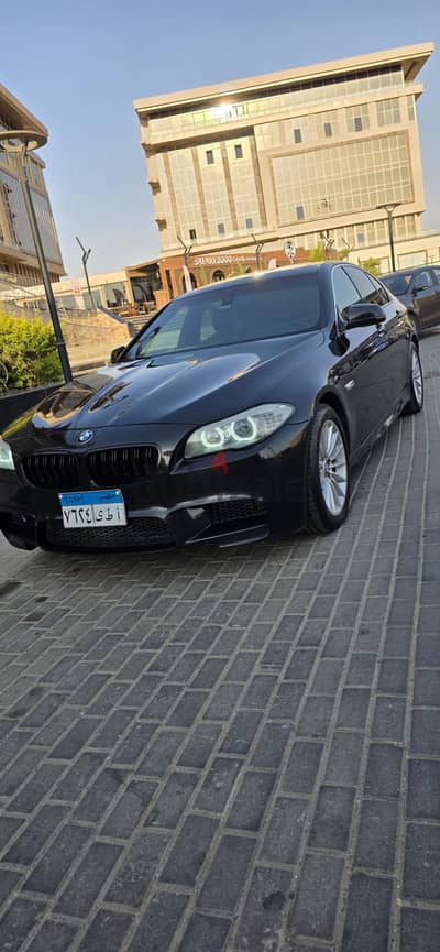 BMW 528 2011