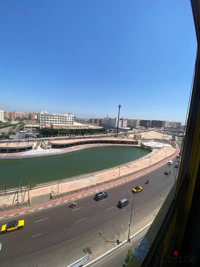 شقة مفروشة للإيجار في سموحة (جامعة فاروس)