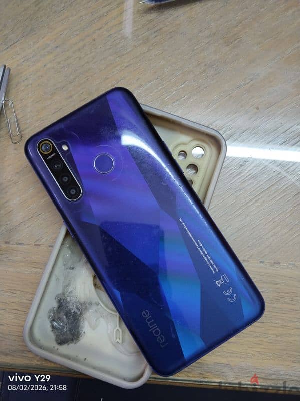realme 5 pro 4 ram 128 1
