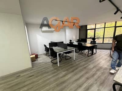 Office for rent 400 square meters super lux in a modern building