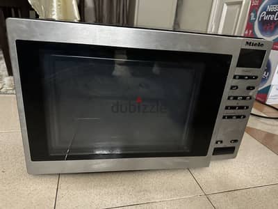 مكرويف مستعمل صناعه الماني النوع miele