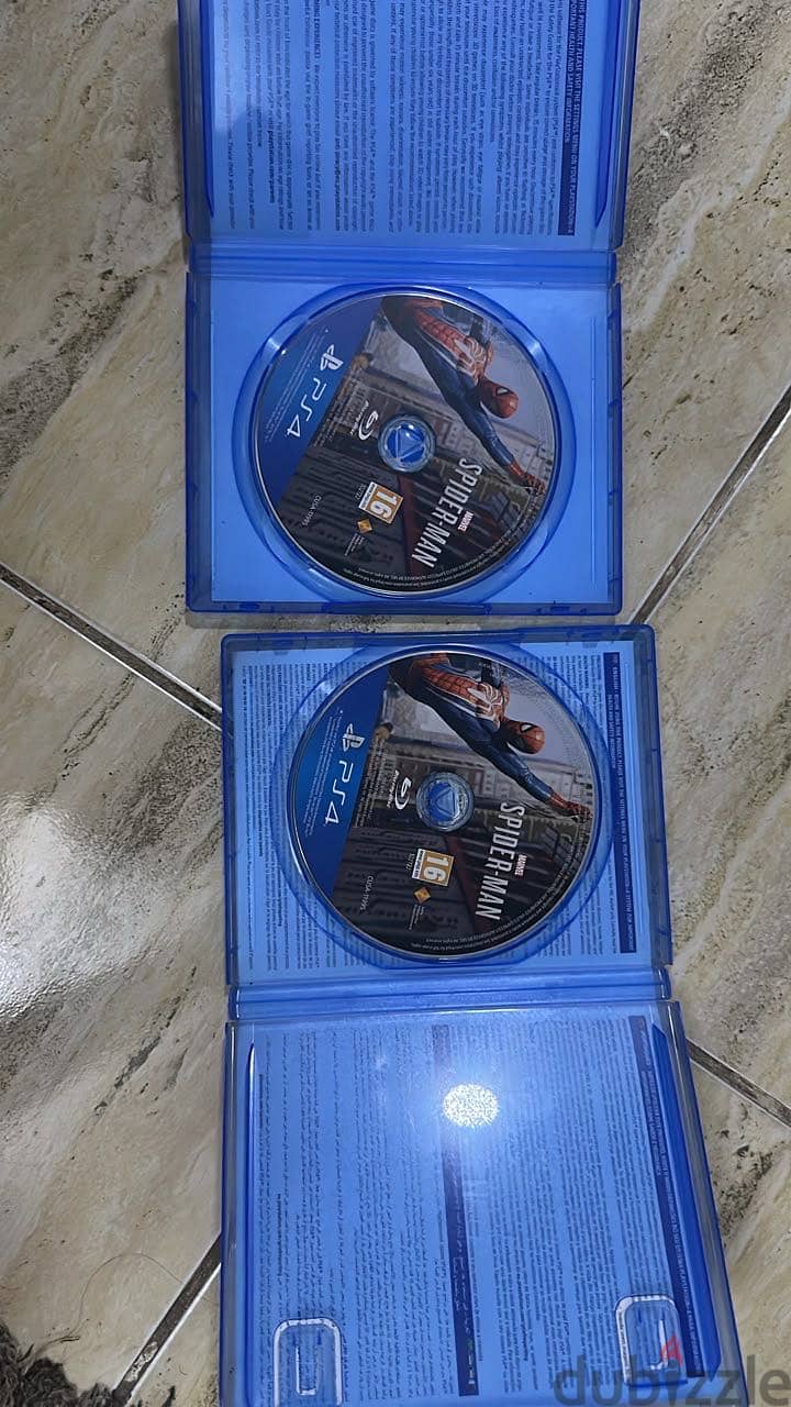 PlayStation 4 discs 4