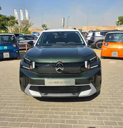سيتروين Citroen C4 من الموزع المعتمد الاحمدي موتورز احسن سعر في مصر