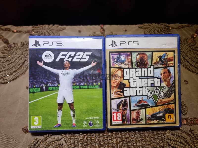 Ps5 Slim CD + 2 Controllers 5