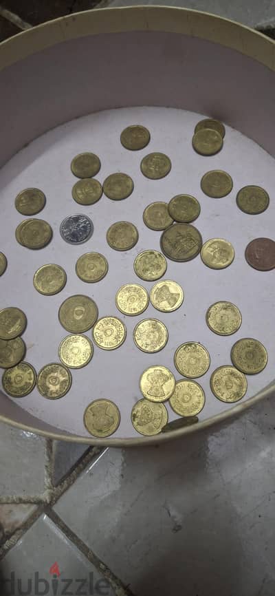 عملات معدنية قديمة