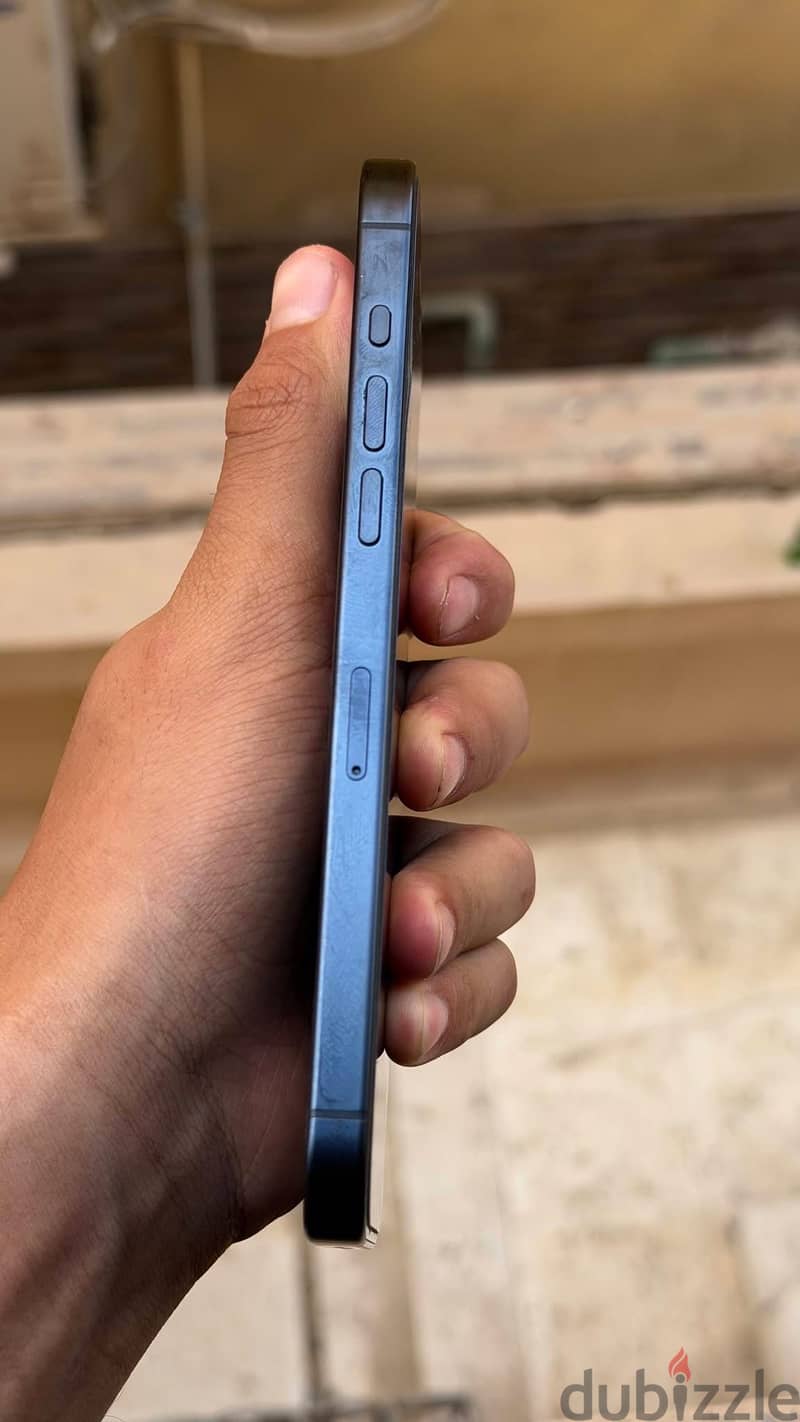Apple - iPhone 15 Pro Max 3