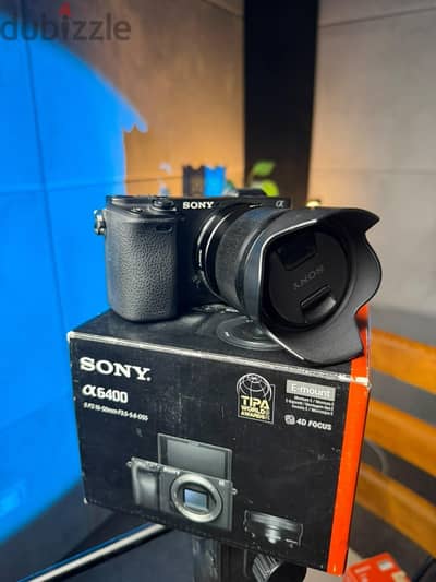 Sony A6400 + Sony FE 28mm F2 | شاتر 1486 | بحالة ممتازة