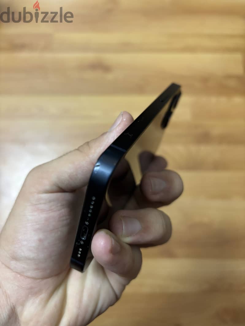 Apple - iPhone 13 2