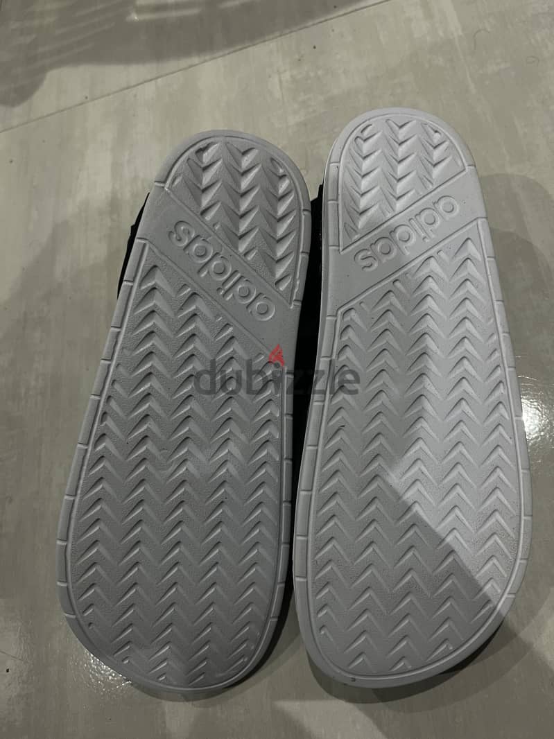 Adidas Original Sandals 3